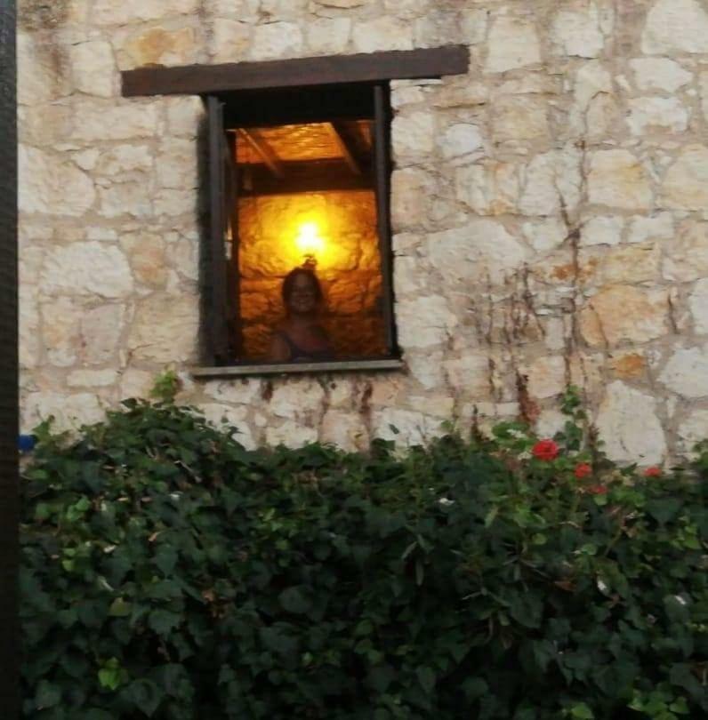 Loxandra Inn Káthikas Exterior foto